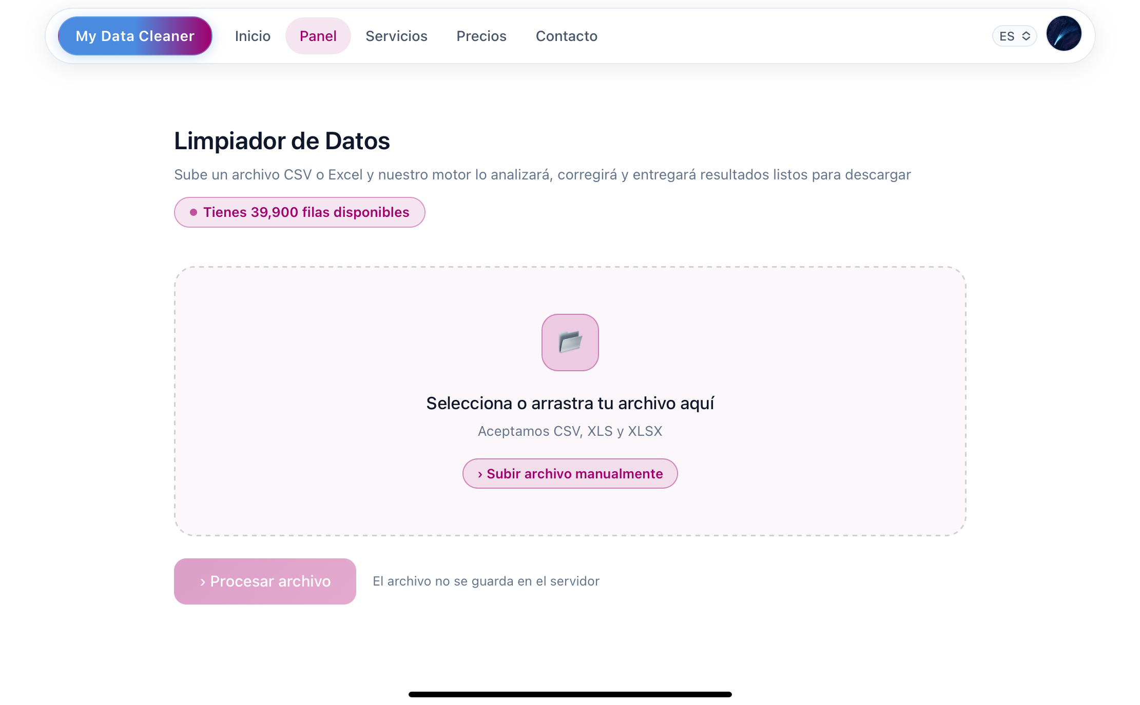 Vista del panel donde seleccionas o arrastras tu archivo Excel o CSV